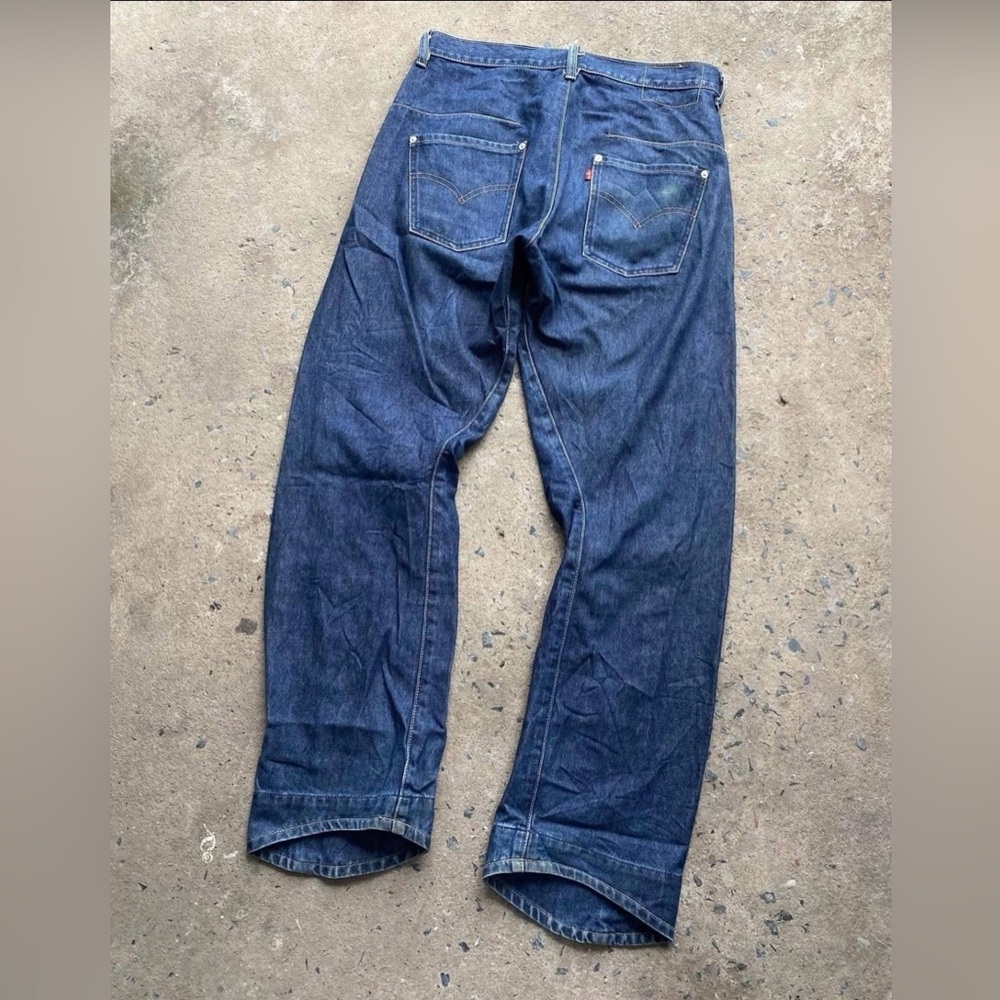 Levi’s Engineered Jean - Picture 2 of 4